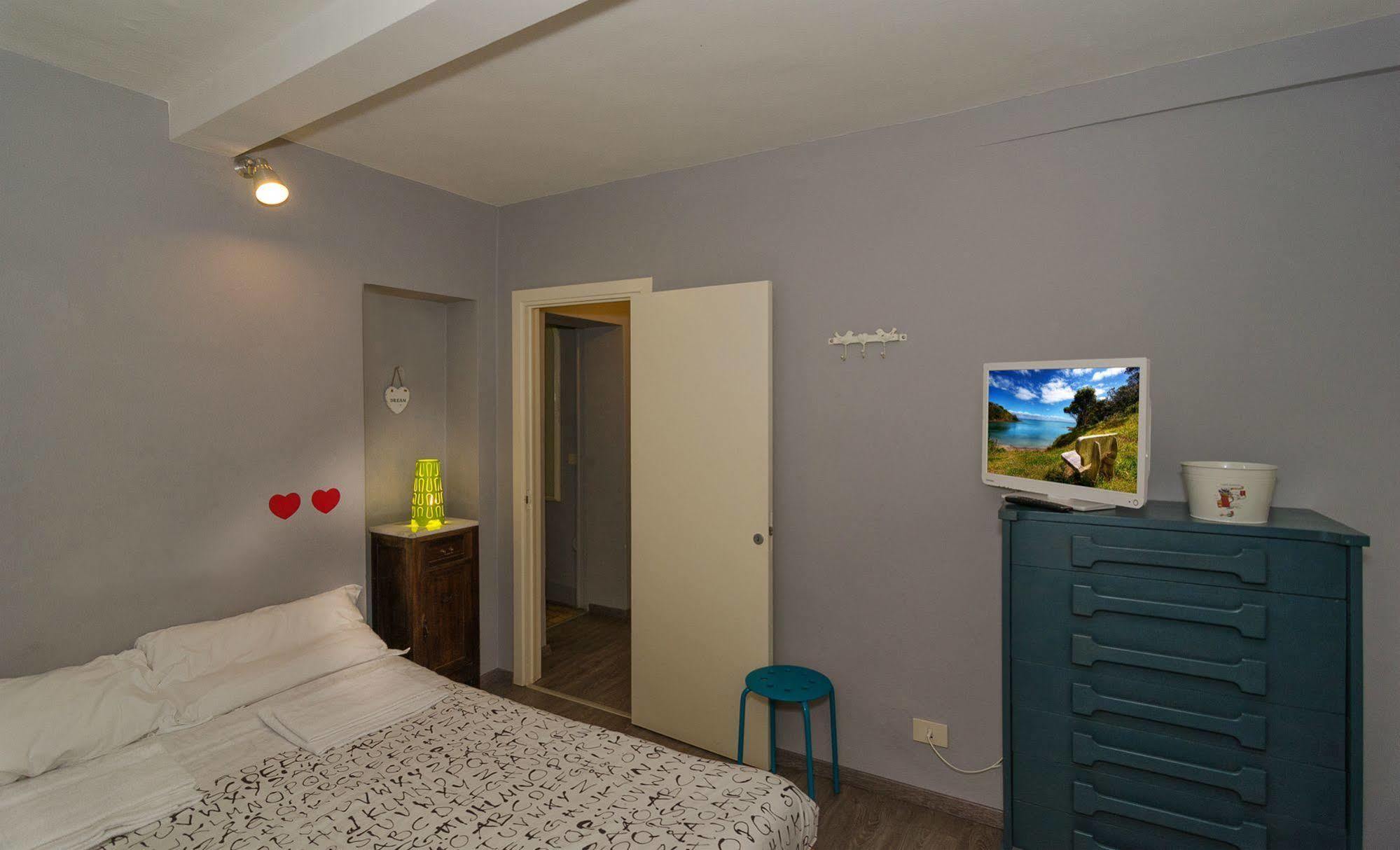 B&B Camera Con Vista Λούκα Εξωτερικό φωτογραφία